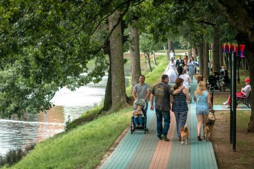 Свадьба в парке культуры и отдыха "Ивановские пруды"