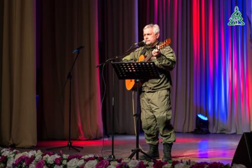 Концерт клуба авторской песни, посвященный Дню российской армии