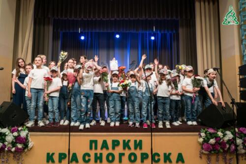 Отчетный концерт Детского эстрадного музыкального театра «Забияки» под названием «В музыкальном магазине» состоялся в Доме культуры «Опалиха»