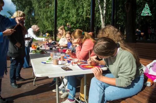 Занятия по живописи в Парках Красногорска