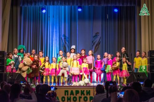 Отчетный концерт Детского эстрадного музыкального театра «Забияки» под названием «В музыкальном магазине» состоялся в Доме культуры «Опалиха»