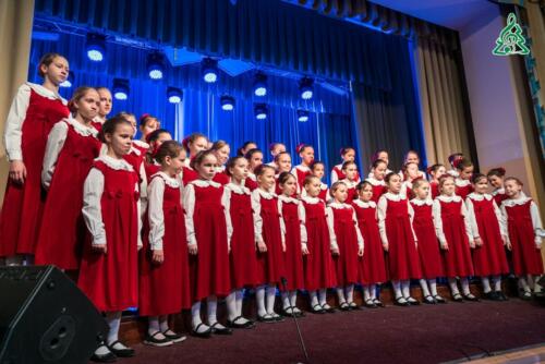 Концерт «Детской церковной музыкальной школы» при Успенском храме под названием «В ожидании Пасхи» состоялся в Доме культуры «Опалиха»